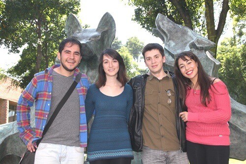 Édgar, Claudia, Bioy y Amapola, alumnos de la Licenciatura en Psicología de la IBERO