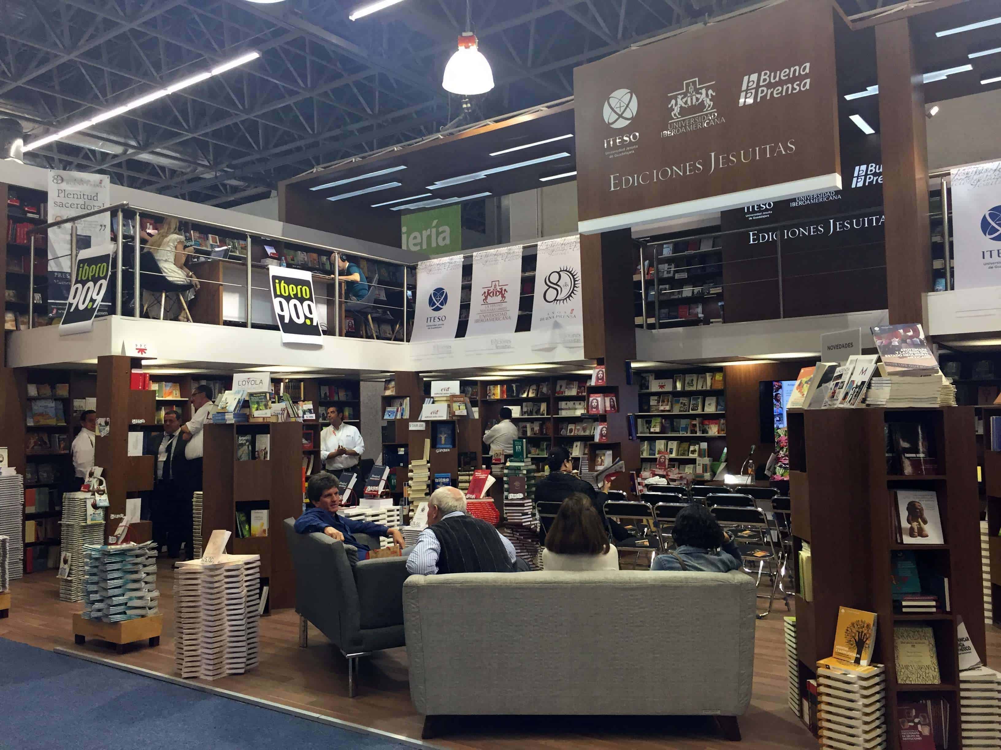 La IBERO durante la FIL de Guadalajara 2015 (Foto: IBERO CDMX)