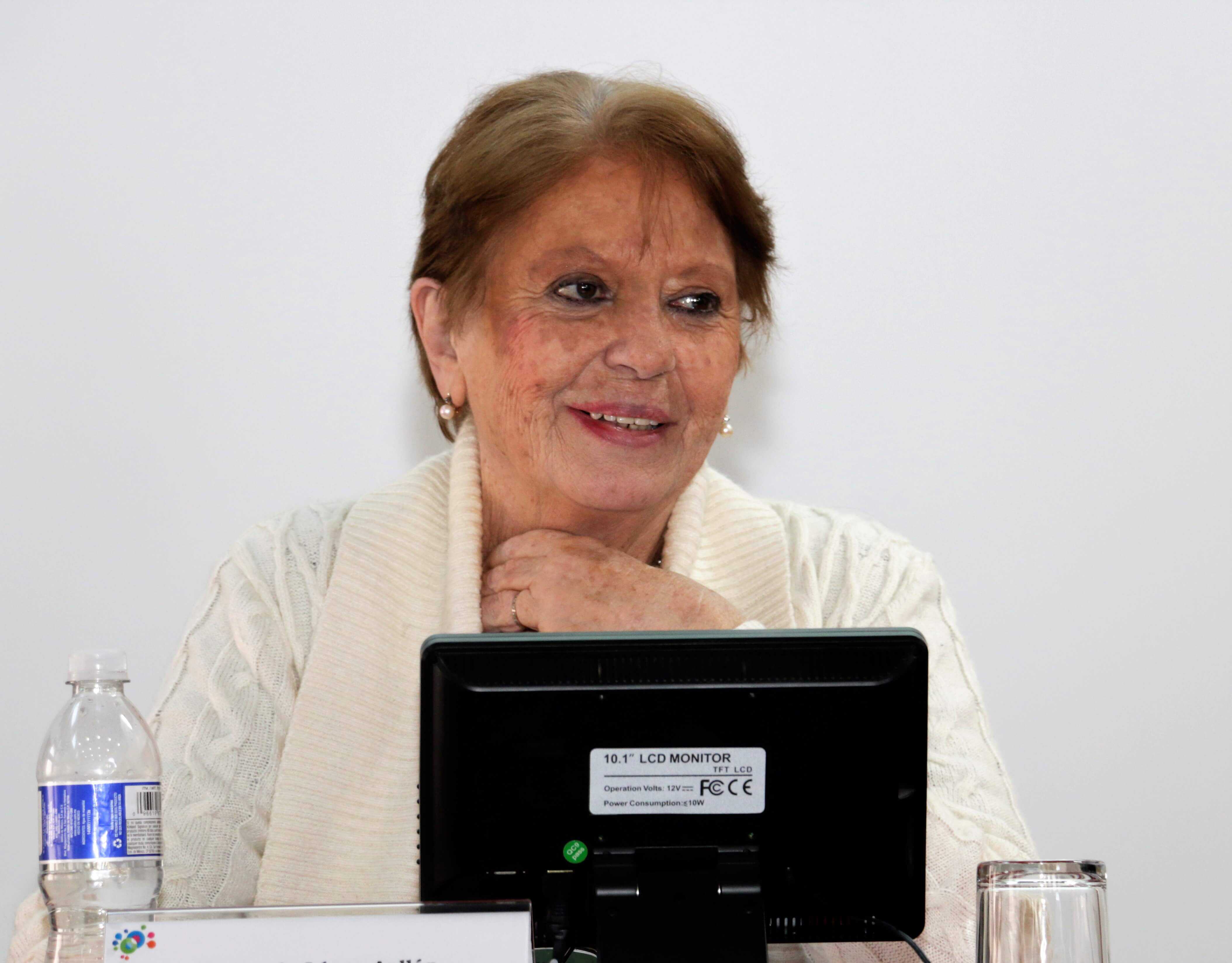 La Dra. Paulette Dieterlen Struck, del Instituto de Investigaciones Filosóficas, de la UNAM, impartió la conferencia magistral "La universidad como promotora de la cultura por la igualdad social (justicia social)"