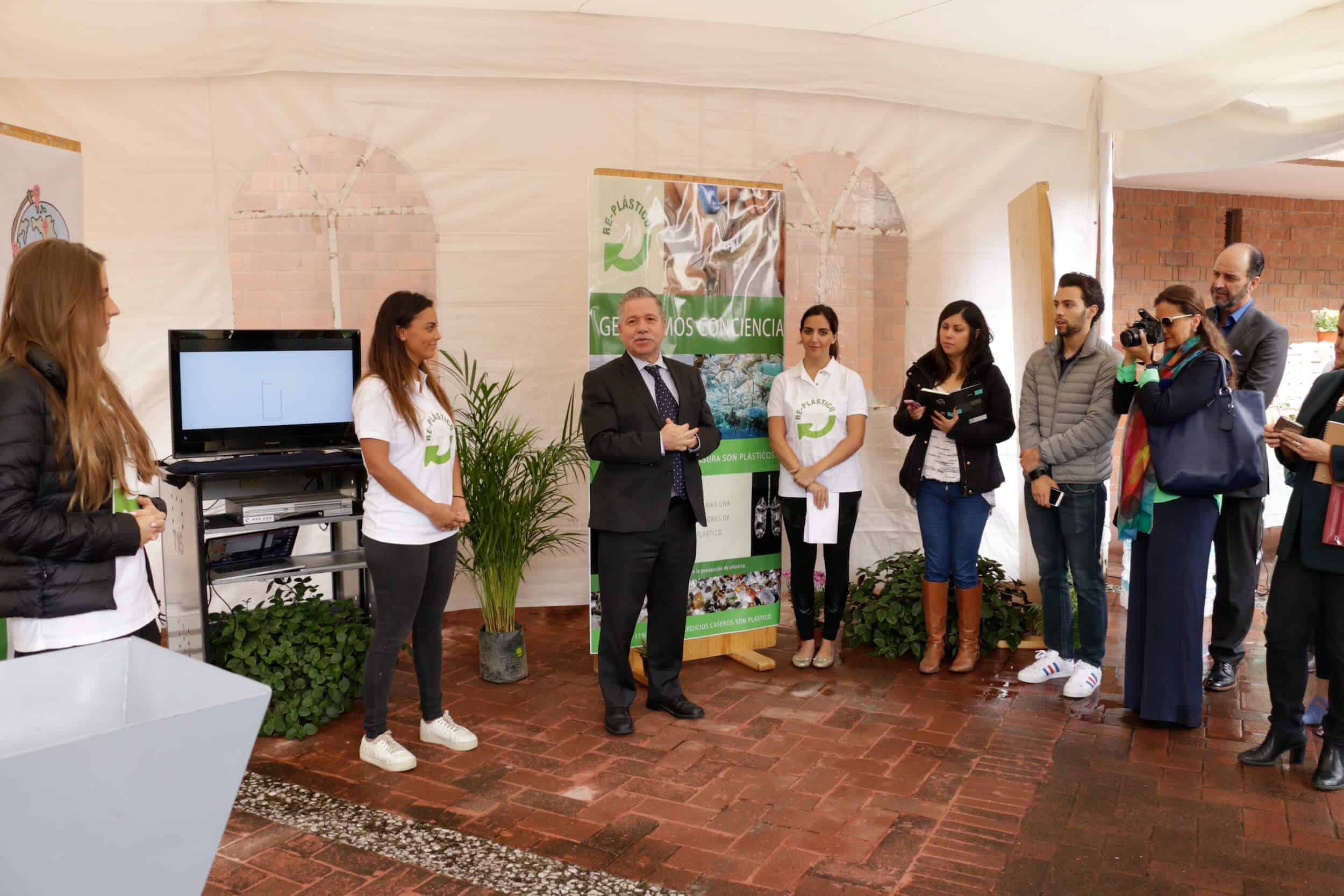 El rector de la Universidad Iberoamericana Ciudad de México y Tijuana, Mtro. David Fernández Dávalos, participó en la presentación del proyecto. (Alberto Hernández/IBERO).