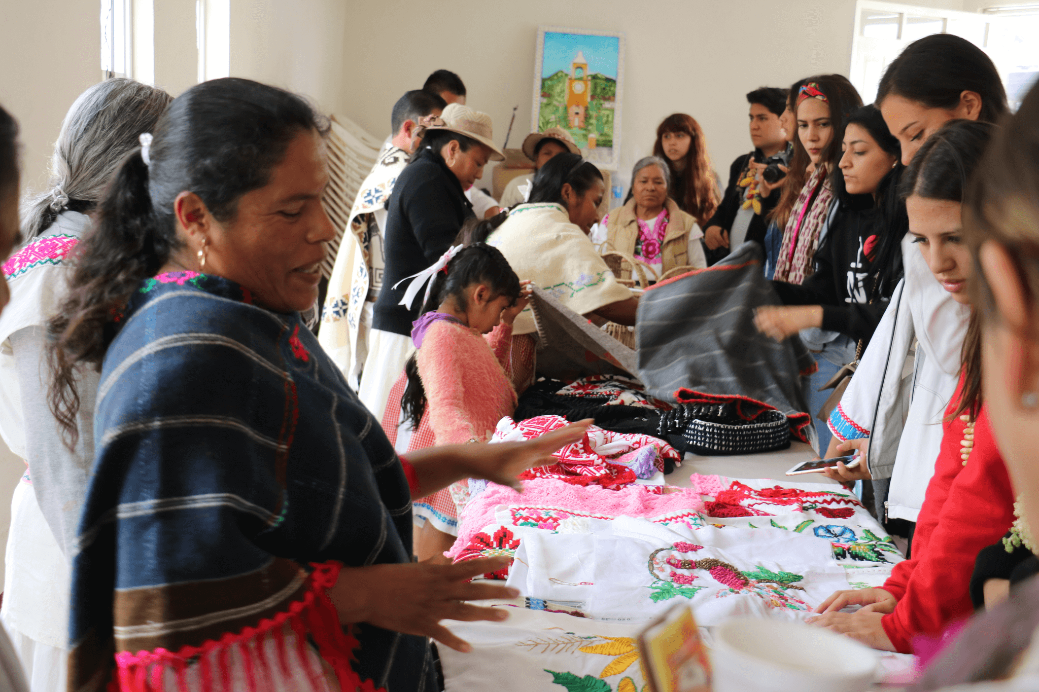 Estudiantes e integrantes de la comunidad (Cortesía ibero.dongu)