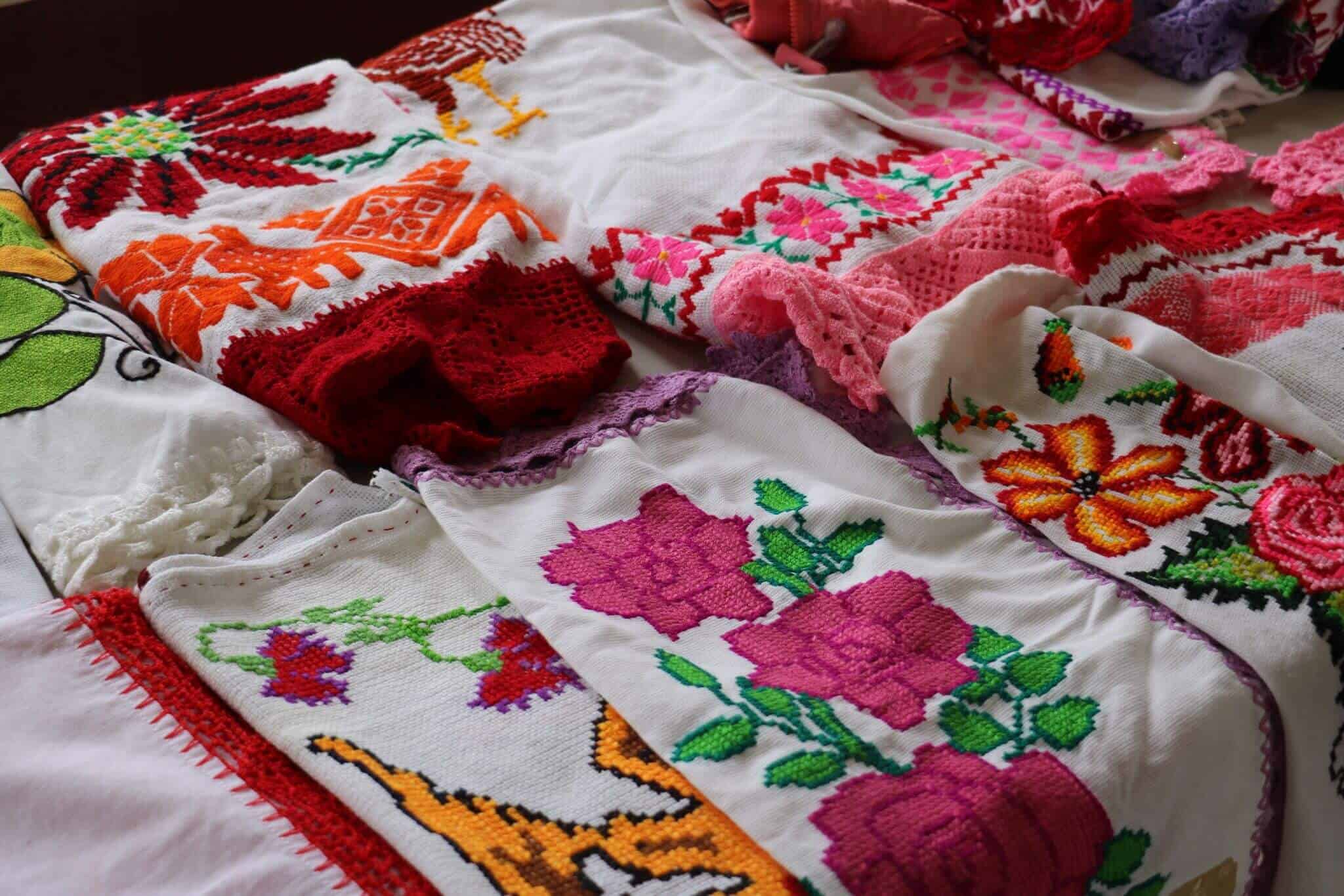 Bordados de la comunidad de Dongu (Cortesía ibero.dongu)