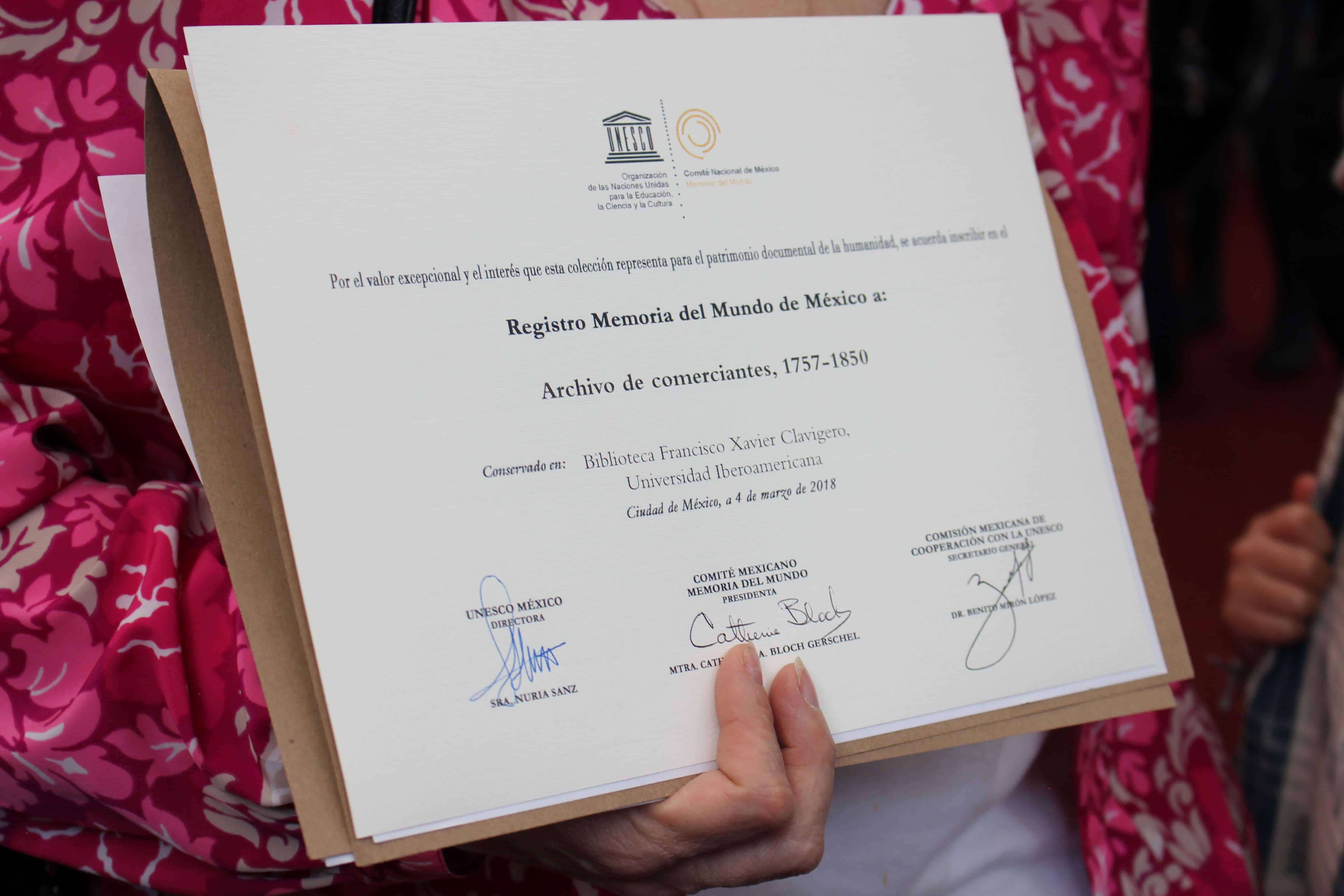 El reconocimiento Memoria del Mundo de México de la Unesco fue entregado en el marco de la FIL de Minería (Iván Cabrera/IBERO).