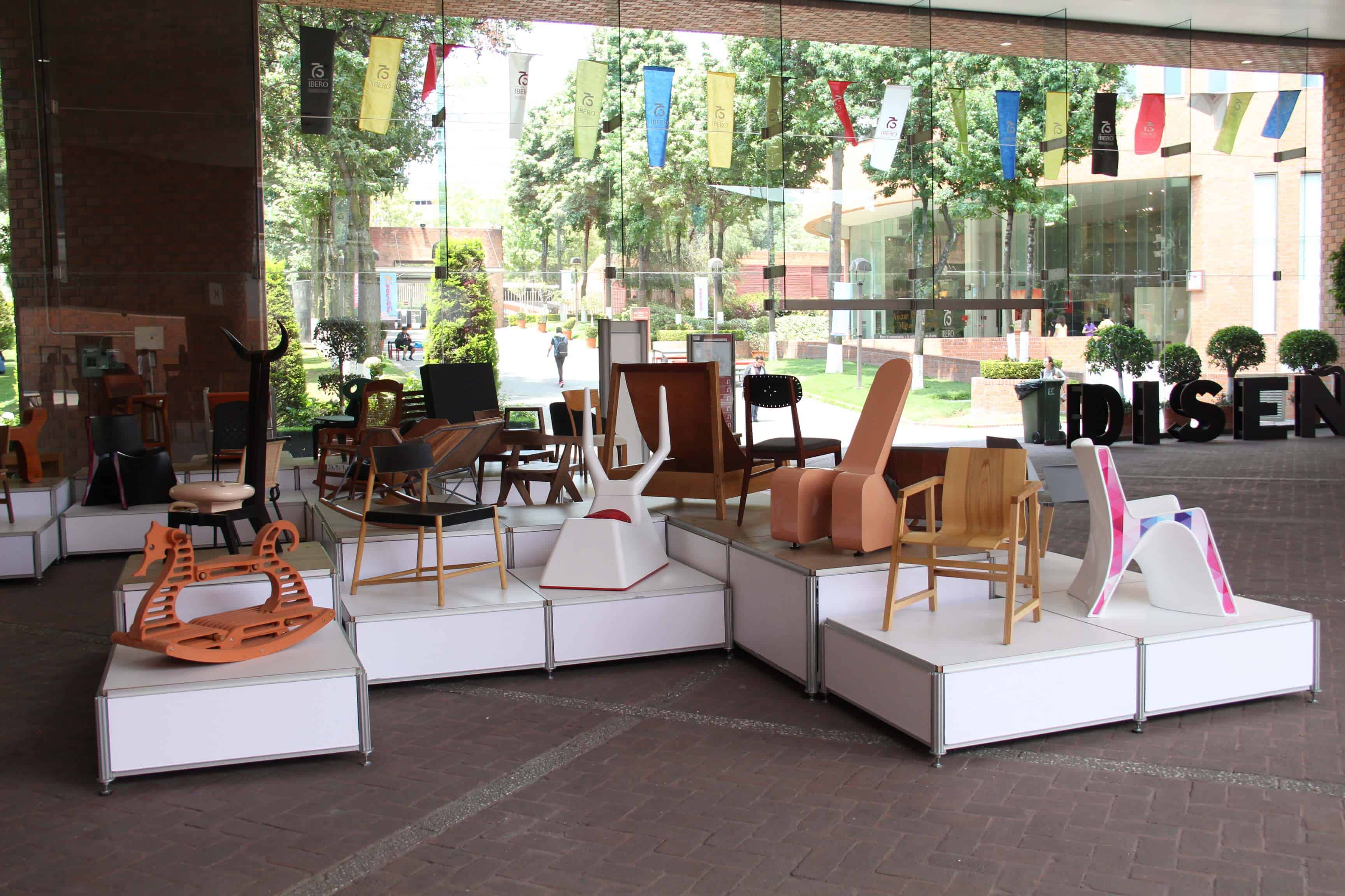 La exposición se encuentra en la explanada del Auditorio José Sánchez Villaseñor