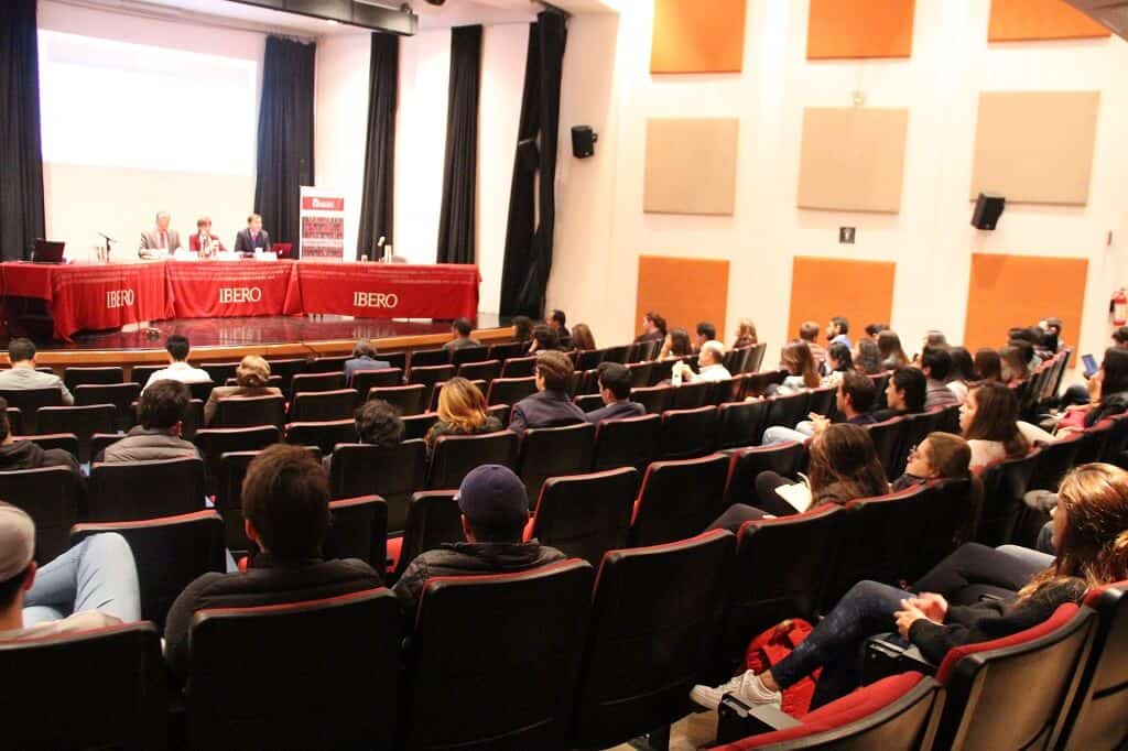 Asistentes al seminario.