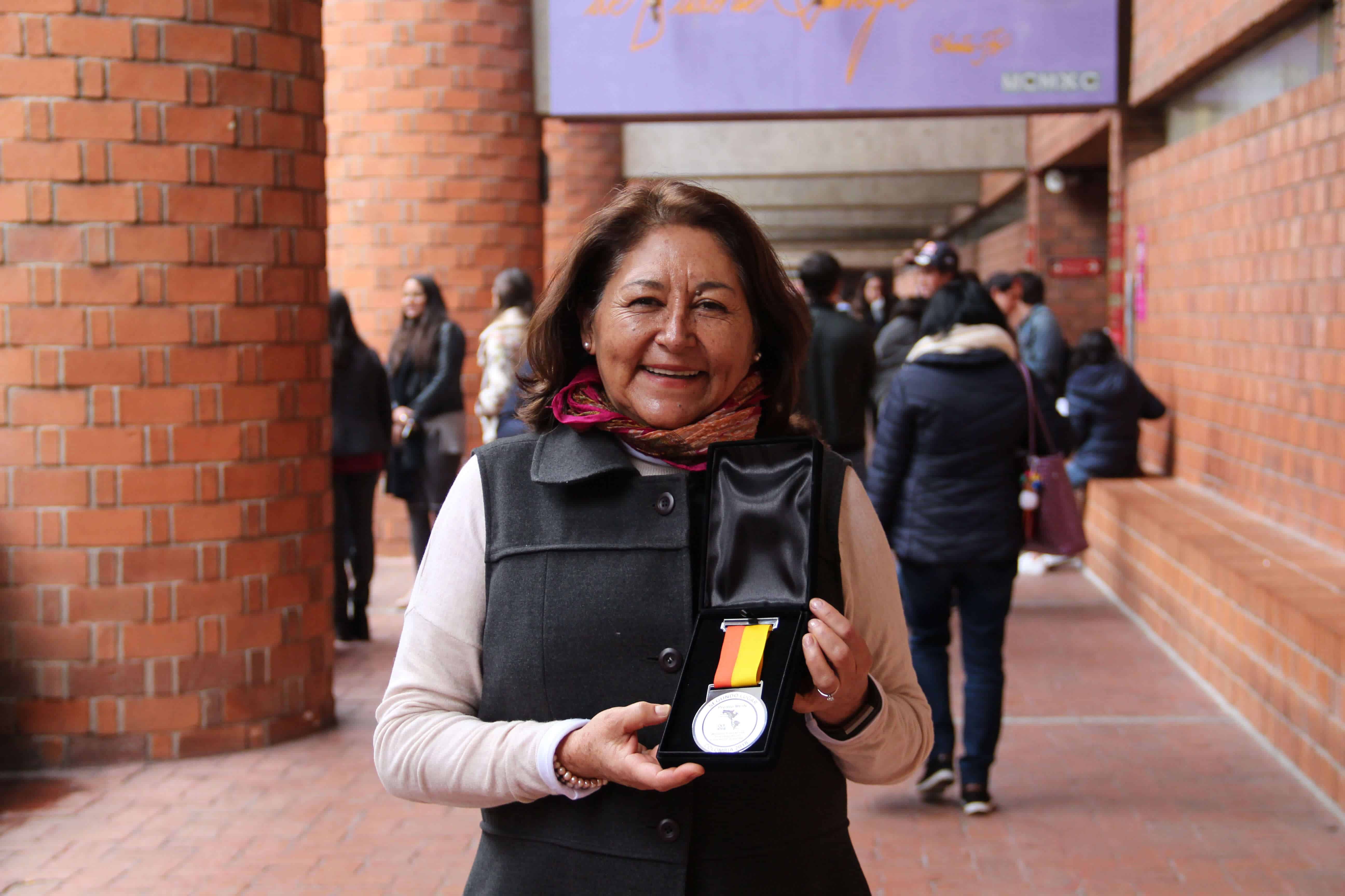 La Mtra. María Edith Reyes Lastiri, coordinadora Somos Uno Más viajó a Medellín para recibir el premio (Valentina González/IBERO).
