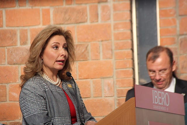 Dra. Lilia María Vélez Iglesias, directora general académica de la Universidad Iberoamericana Puebla.