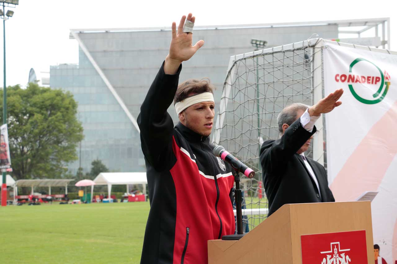 Juramento de los deportistas durante la ceremonia de apertura del evento (Alberto Hernández/IBERO).