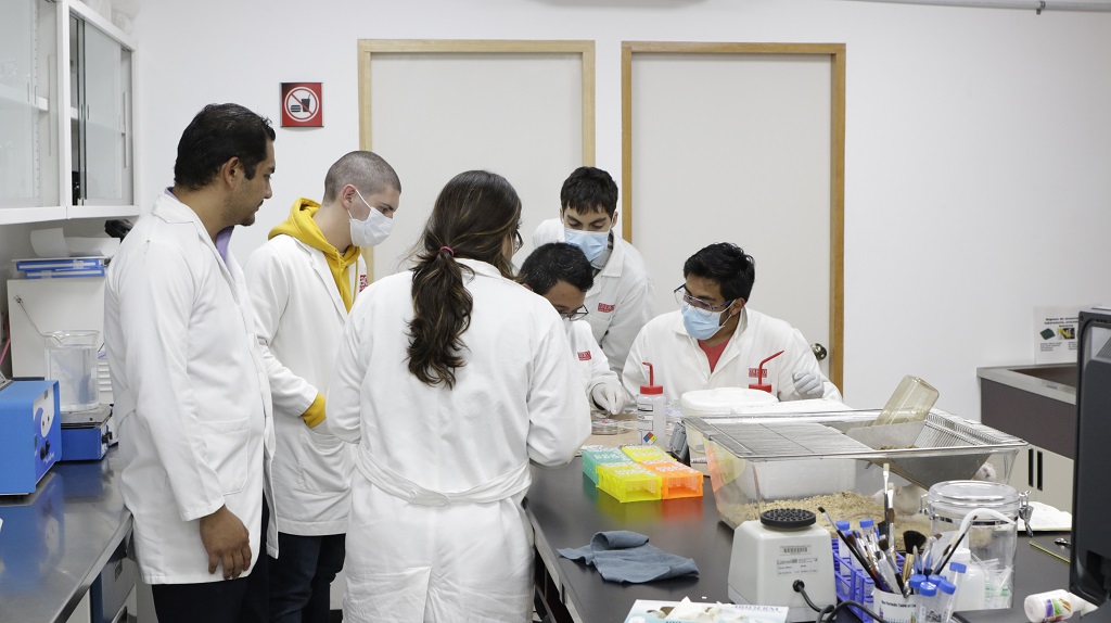 El laboratorio también permitirá que estudiantes de otras universidades puedan hacer investigaciones (Alberto Hernández/ IBERO).