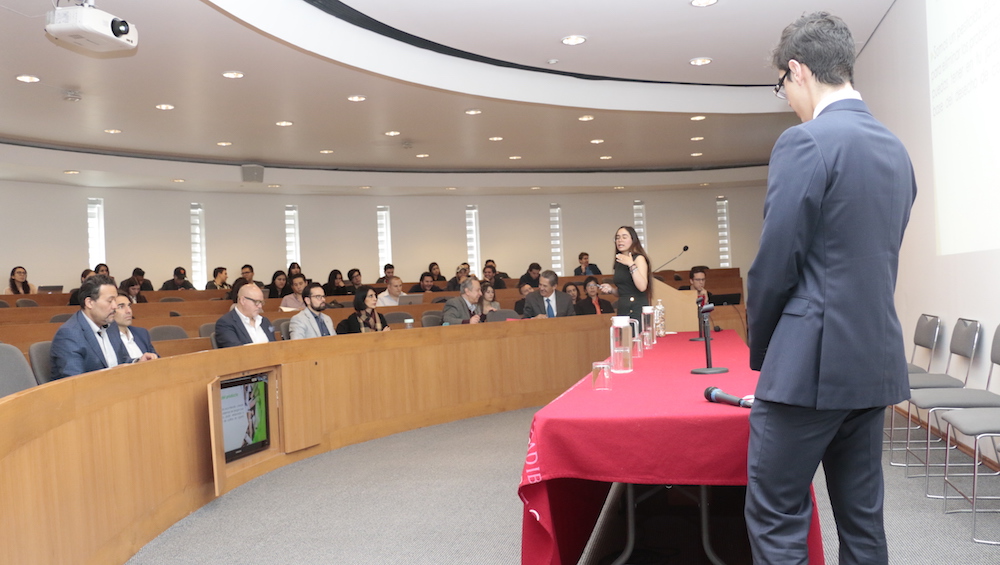 Pesti Cig, de Karina Poblete Sáenz y Gerardo Guevara Bermúdez, ganó el primer lugar del segundo bloque del Concurso Desarrollo Emprendedor (Alberto Hernández/IBERO).