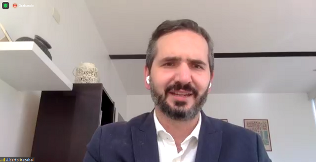 Mtro. Alberto Irezabal Vilaclara, director del Centro Internacional de Investigación de la Economía Social y Solidaria (CIIESS).