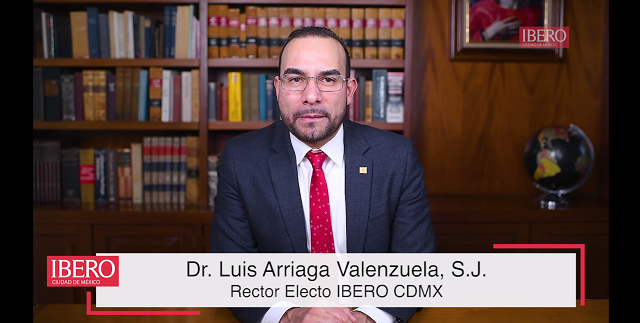 El Dr. Luis Arriaga, Rector electo de la IBERO, dio la bienvenida a las y los estudiantes de nuevo ingreso, así como a quienes reanudaron sus clases en este semestre Primavera 2022.