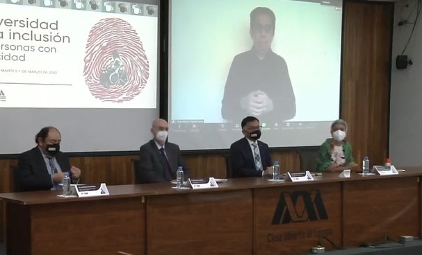 De izquierda a derecha: Dr. José Mariano García Garibay, rector de la Unidad Lerma de la UAM; Dr. Alejandro Anaya Muñoz, vicerrector académico de la IBERO; Dr. José Antonio de los Reyes Heredia, rector general de la Universidad Autónoma Metropolitana (UAM); y Dra. Marisol Silva Laya, directora de la División de Investigación y Posgrado de la IBERO.
