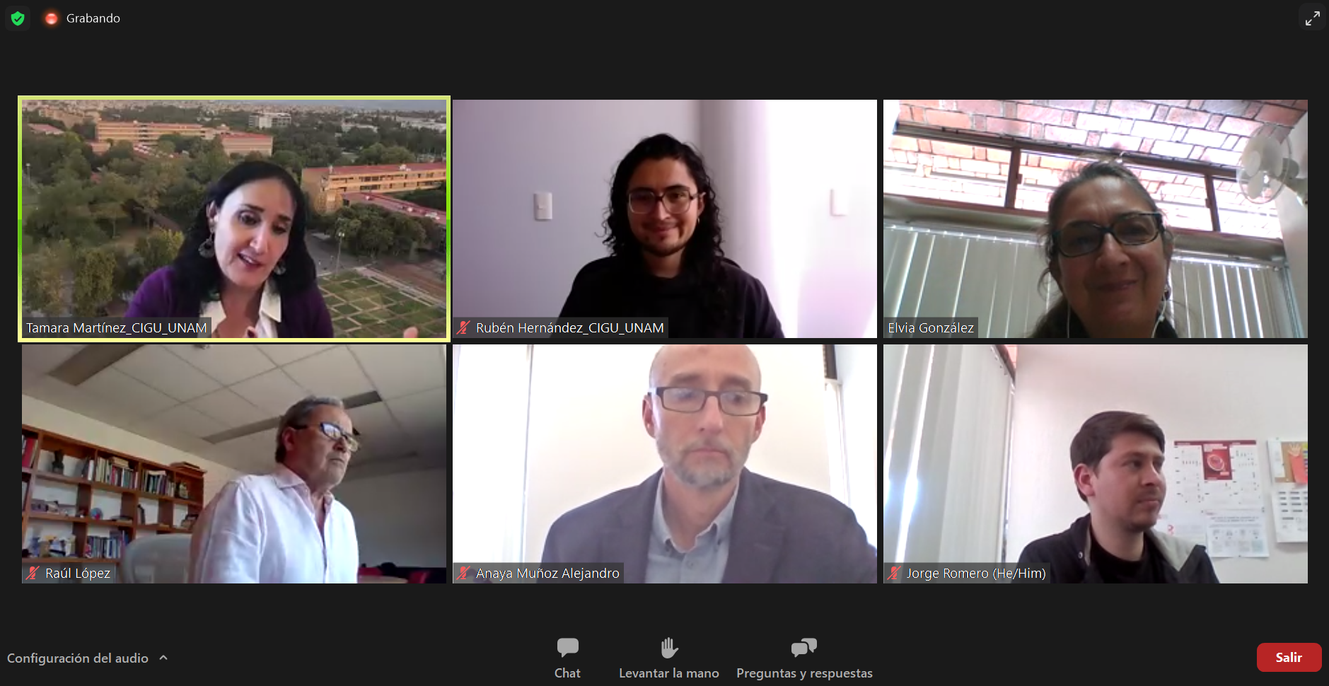 La Dra. Tamara Martínez, Mtro. Rubén Hernández, Dra. Elvia González del Pliego, Raúl López Aranzábal, y el Vicerrector académico, el Dr. Alejandro Anaya Muñoz.