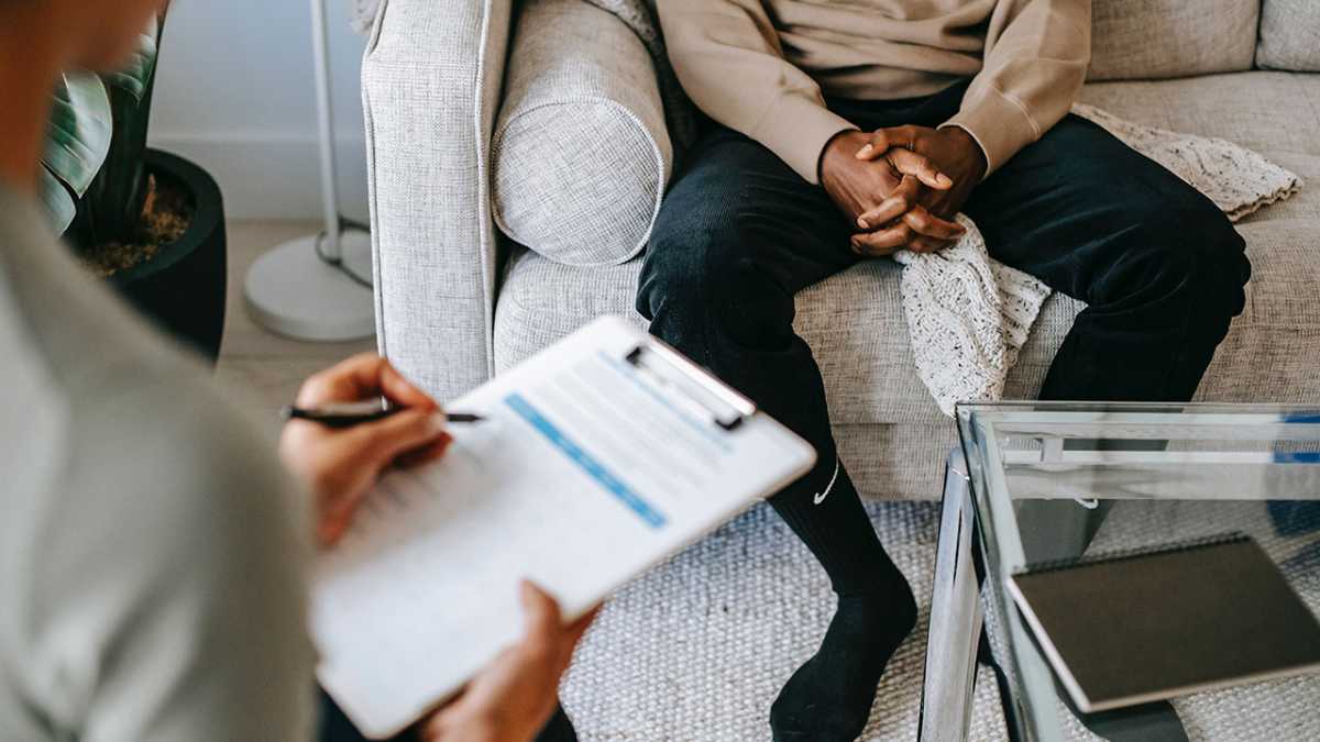 La Maestría en Psicología Clínica de nuestra IBERO es un posgrado profesionalizante, con un enfoque en el cuidado de la salud mental.
