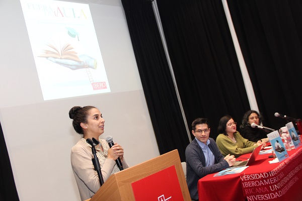 Dra. Ximena González Grandón, coordinadora de la Licenciatura en Pedagogía.