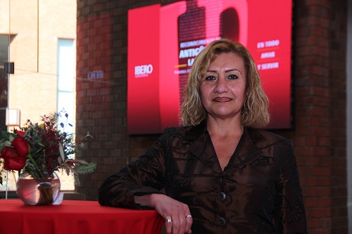 María Mayela Cervantes Hernández, asistente de Proveeduría.