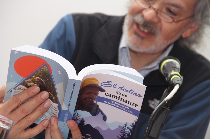 El Dr. Luis Guerrero Martínez, académico del Departamento de Filosofía, invitó al unamita a visitar nuestro campus.