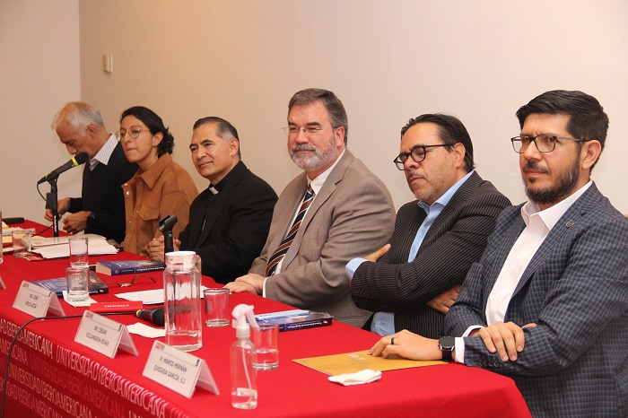 La obra fue presentada en la IBERO.