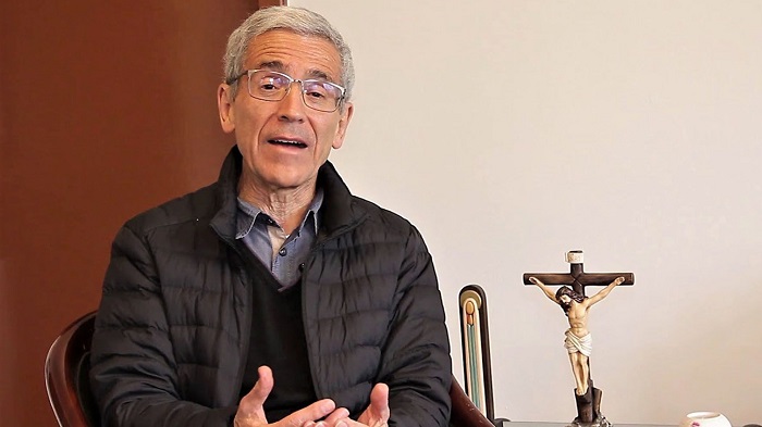 Padre Francisco de Roux Rengifo, fundador del primer laboratorio de paz de Colombia.