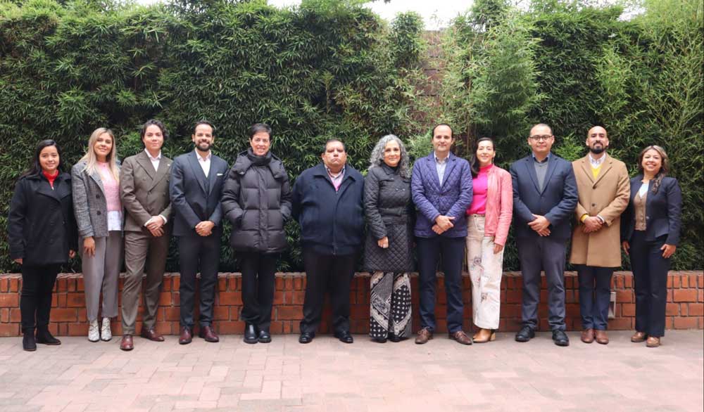 La firma tuvo lugar el 17 de octubre en los comedores institucionales de la IBERO. Foto: Fabiola Hernández.