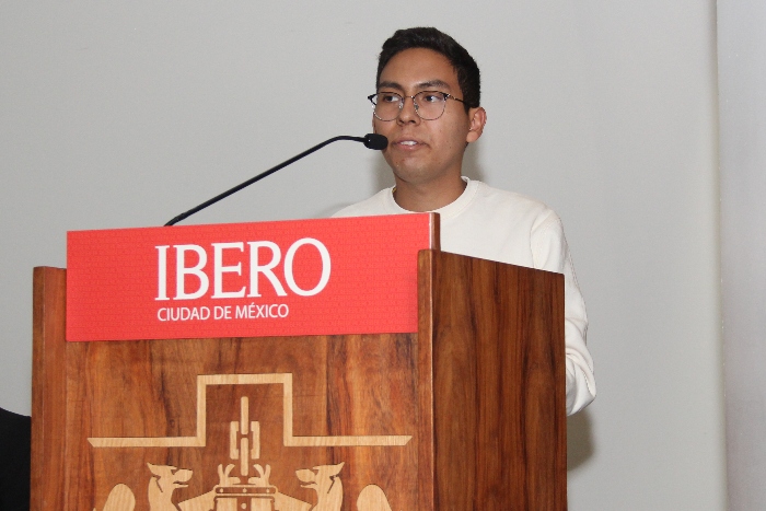 Jesús Rodrigo Rojas, estudiante IBERO de intercambio en la Universidad de Deusto en el campus San Sebastián, en España. (Foto: Yazmín Mendoza)