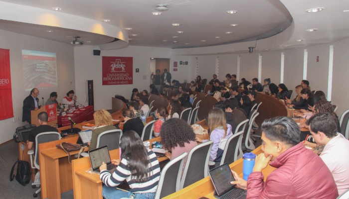 Especialistas reconocieron el interés de las y los jóvenes IBERO.