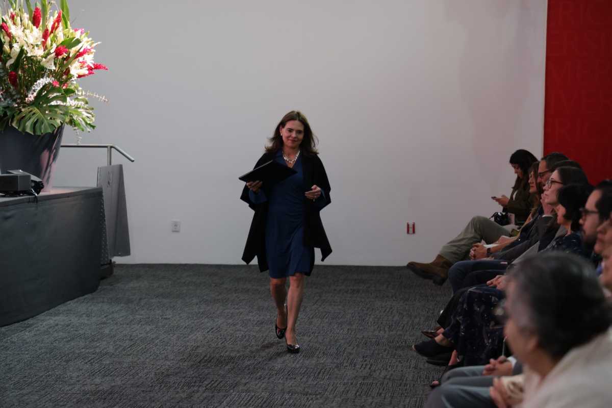 La Dra. Alicia Parra Carriedo se comprometió a “impulsar la investigación en un entorno complejo".