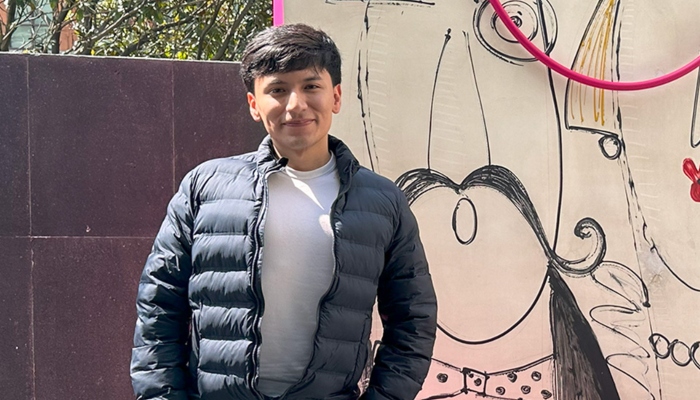 Iván Martínez, egresado de Ingeniería en Tecnologías de Cómputo y Telecomunicaciones